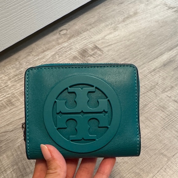 Thorny Path Teal Foldable Wallet